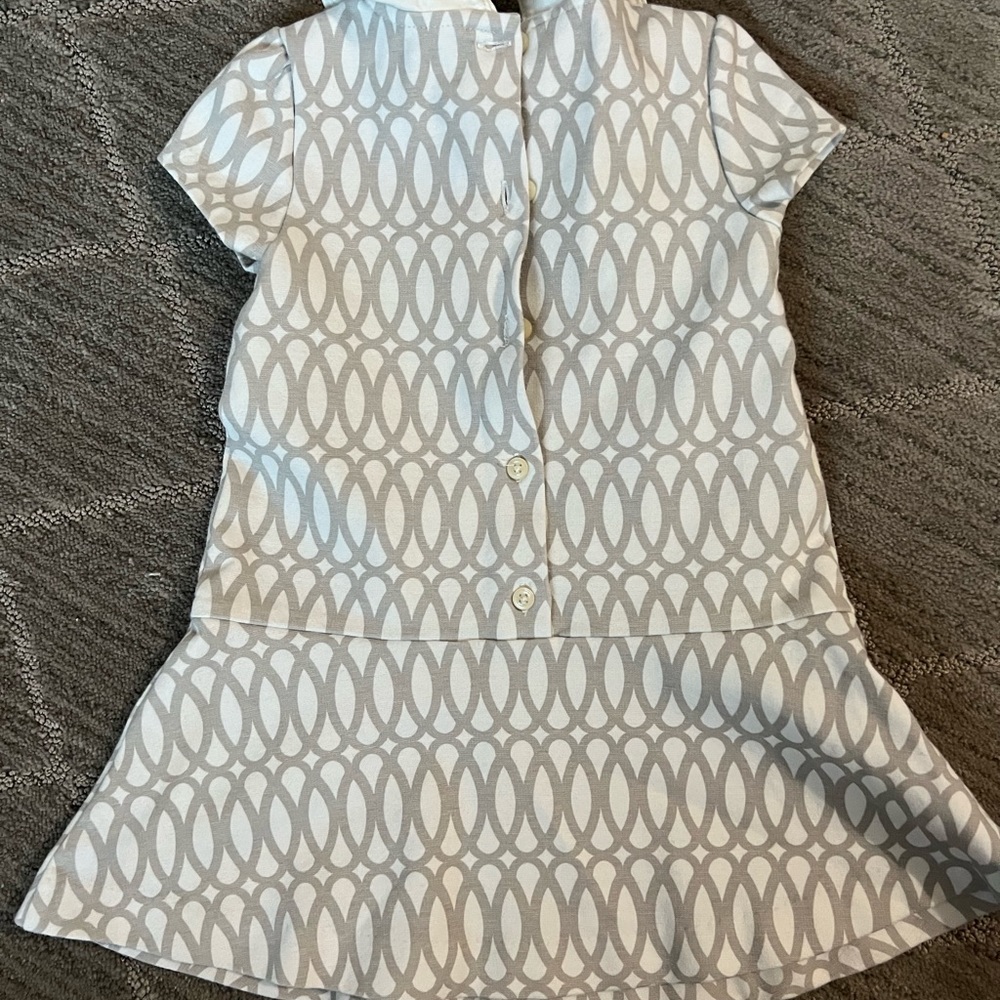 Girls dress